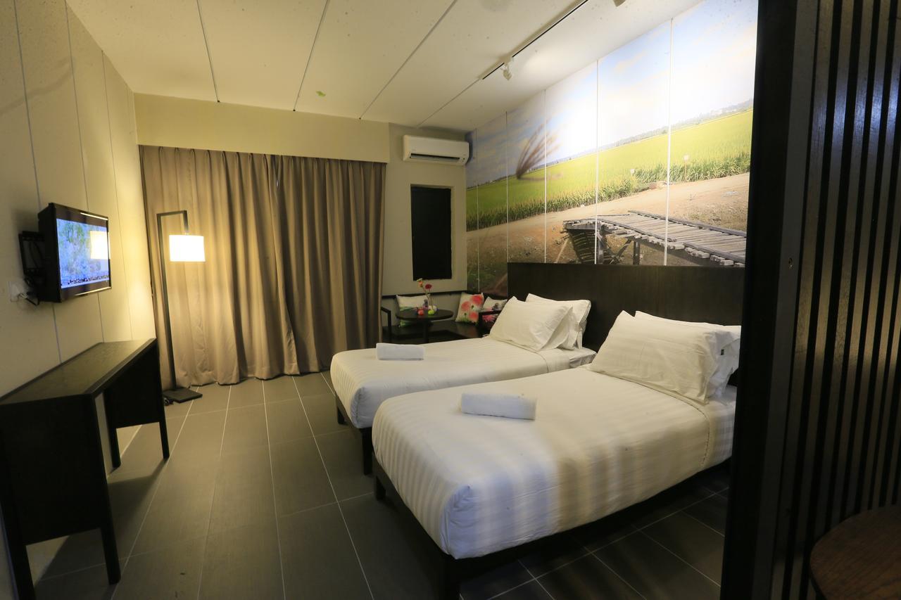 VI Boutique Hotel Kuala Selangor Ngoại thất bức ảnh